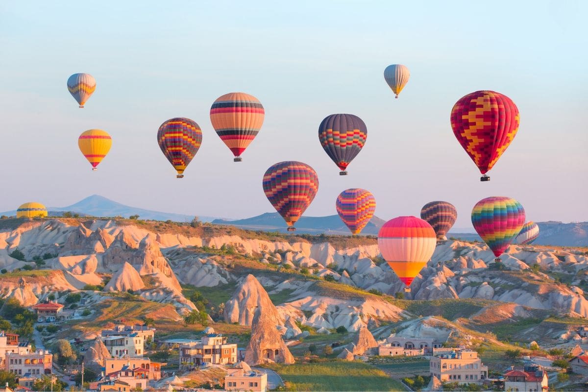 Cappadocia-balloons-3